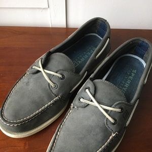 Sperry Topsiders